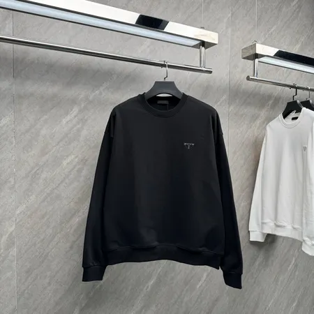 プラダ パーカー