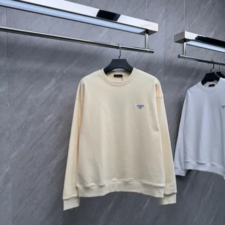 プラダ パーカー