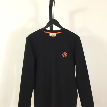 エルメス パーカー