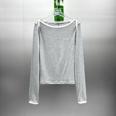 ミュウミュウ Tシャツ