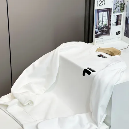 フィラ パーカー