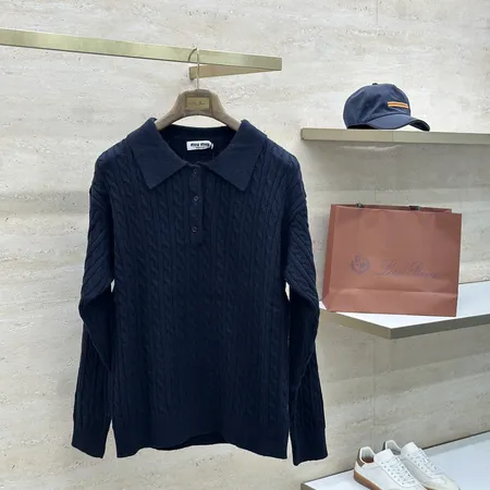 ミュウミュウ Tシャツ