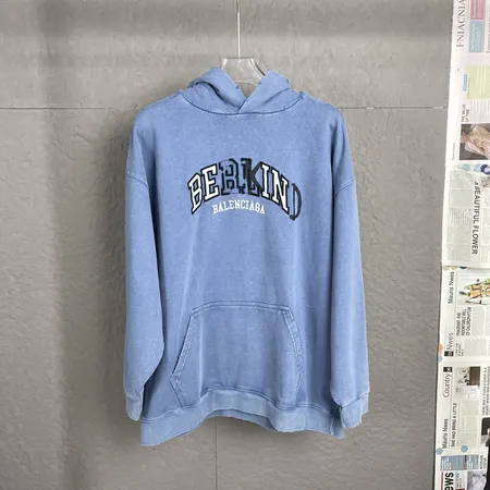 バレンシアガ パーカー