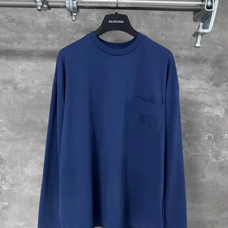 ミュウミュウ パーカー