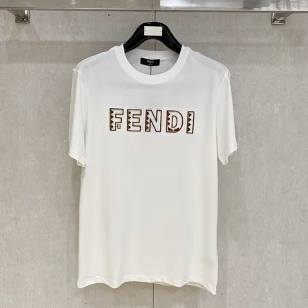 フェンディ Tシャツ