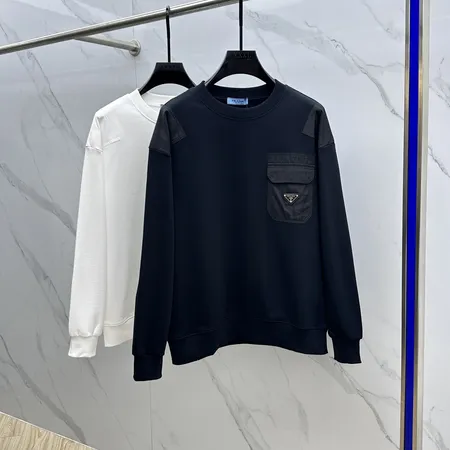 プラダ パーカー