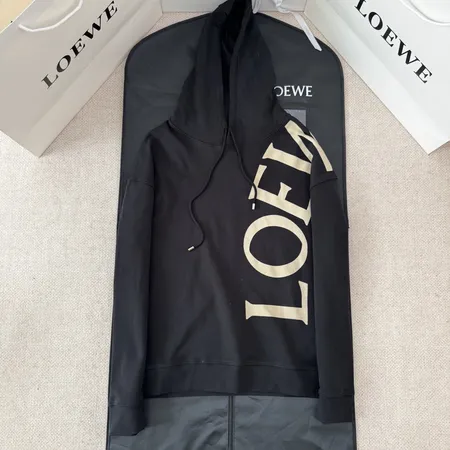 ロエベ パーカー