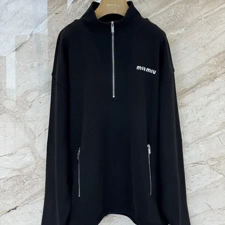 ミュウミュウ パーカー