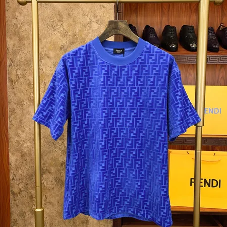 フェンディ Tシャツ