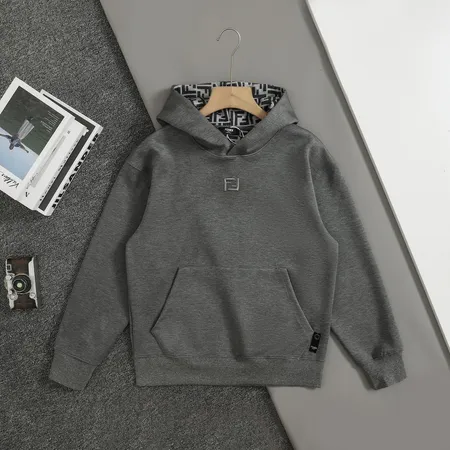 フェンディ パーカー