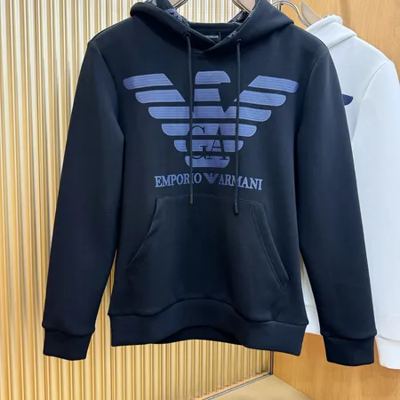 アルマーニ パーカー