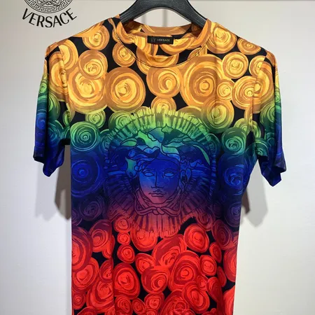 ヴェルサーチ Tシャツ