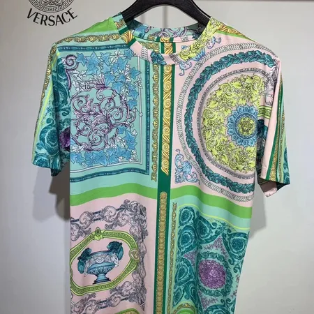 ヴェルサーチ Tシャツ