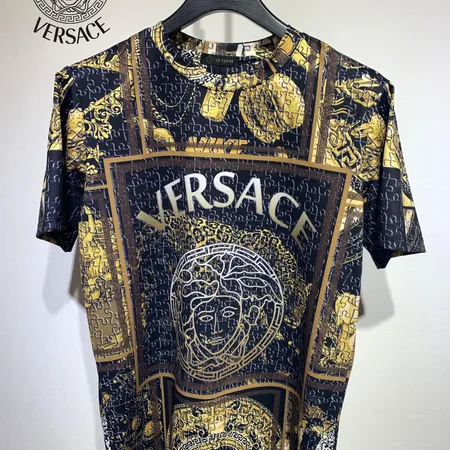 ヴェルサーチ Tシャツ