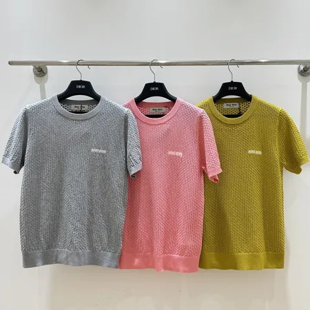 ミュウミュウ Tシャツ