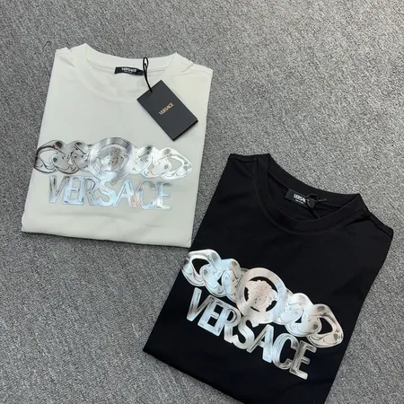 ヴェルサーチ Tシャツ