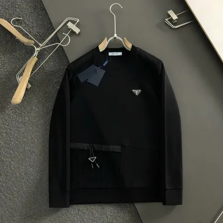 プラダ パーカー
