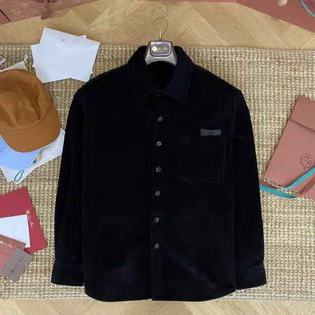 オフホワイト シャツ