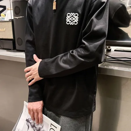 ロエベ パーカー