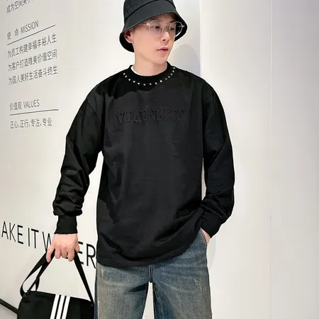 ヴァレンティノ Tシャツ