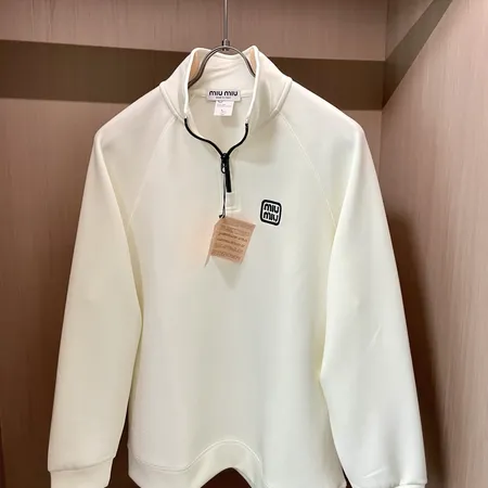 ミュウミュウ パーカー