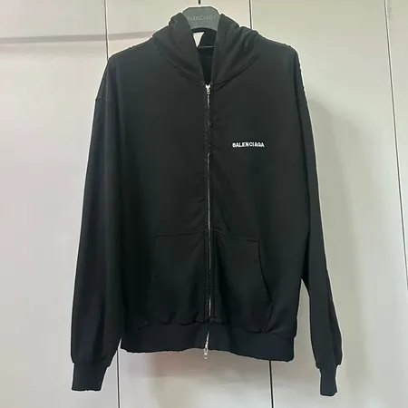 バレンシアガ ジャケット