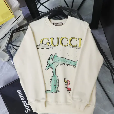 グッチ パーカー