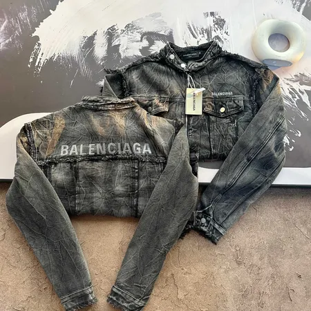 バレンシアガ ジャケット