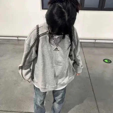 アディダス パーカー