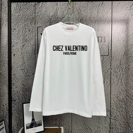 ヴァレンティノ Tシャツ