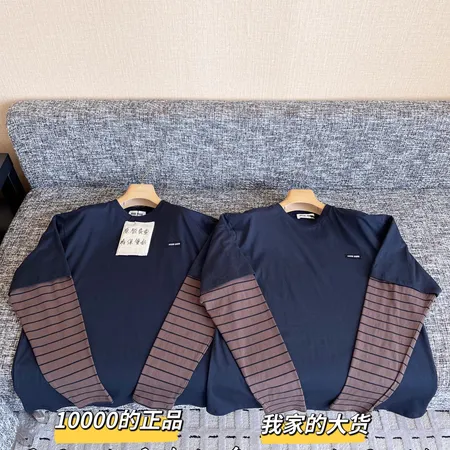 ミュウミュウ Tシャツ