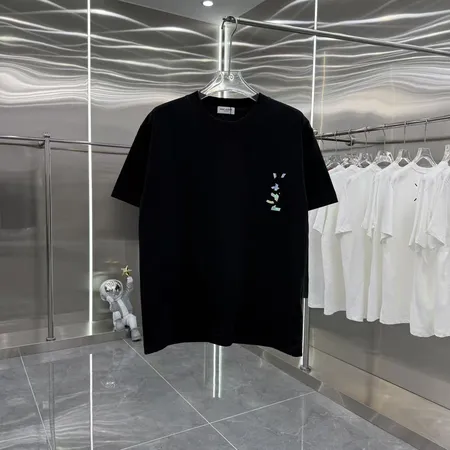 イブサンローラン Tシャツ