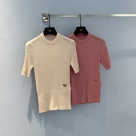 フェンディ Tシャツ