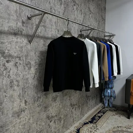 プラダ パーカー