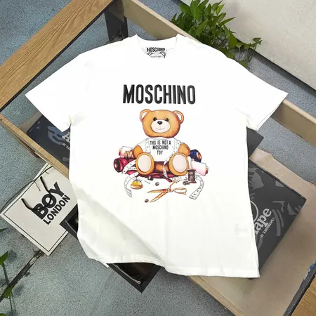 モスキーノ Tシャツ
