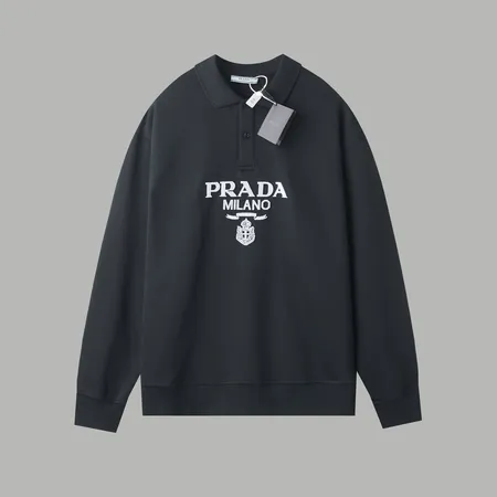 プラダ パーカー