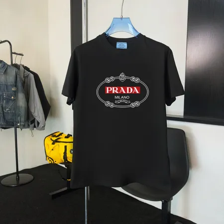 プラダ Tシャツ