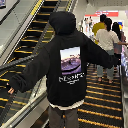 フィラ パーカー