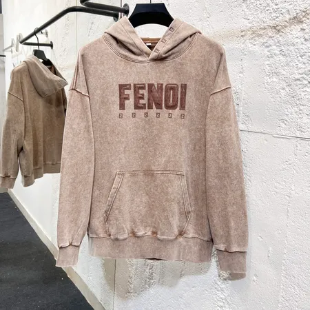 フェンディ パーカー