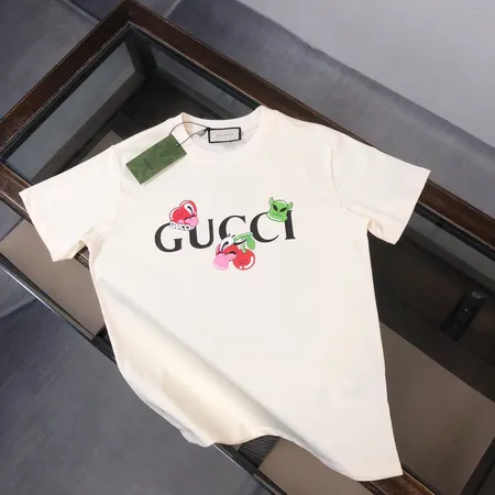 グッチ Tシャツ