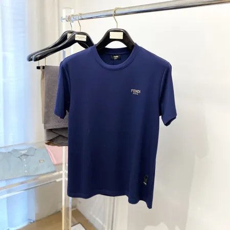 フェンディ Tシャツ