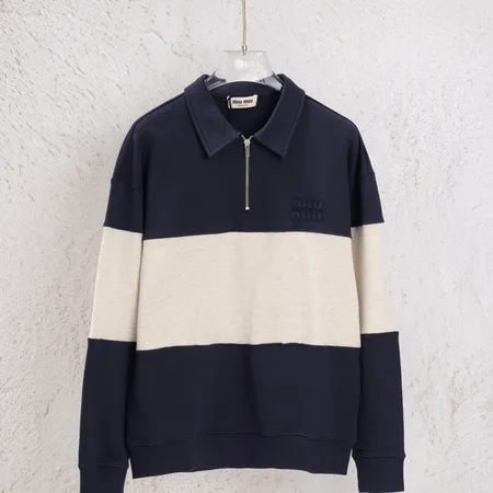 ミュウミュウ パーカー