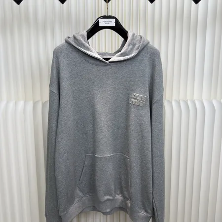 ミュウミュウ パーカー