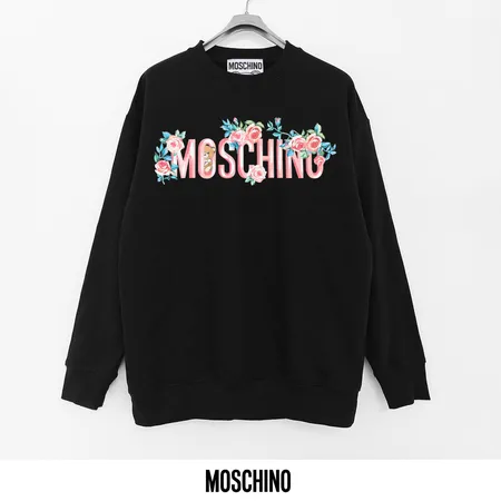 モスキーノ パーカー