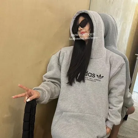 アディダス パーカー