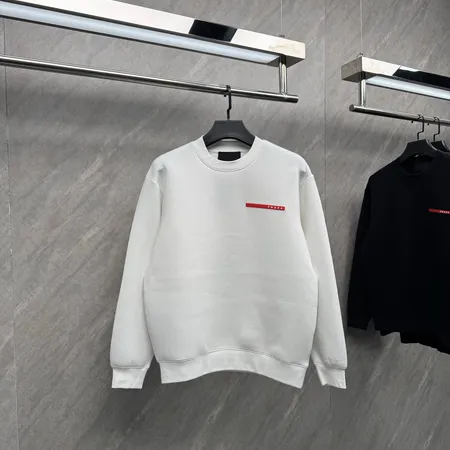 プラダ パーカー