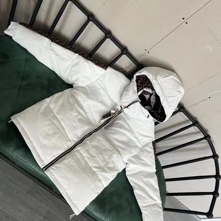 コーチ ダウンジャケット