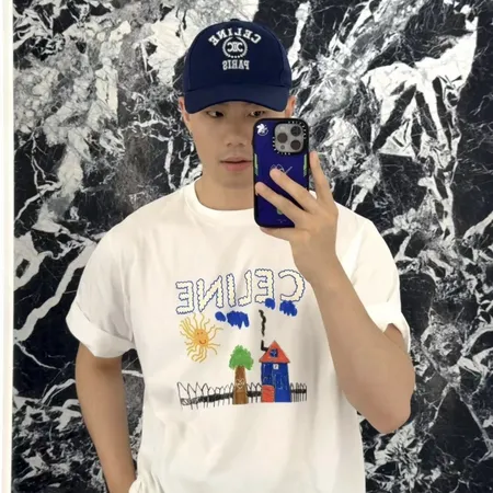 セリーヌ Tシャツ