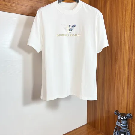 アルマーニ Tシャツ