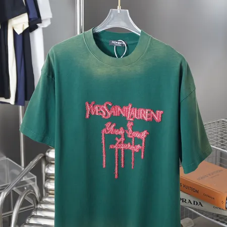 イブサンローラン Tシャツ